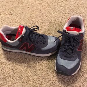 Men’s size 9 New Balance 574 Classics